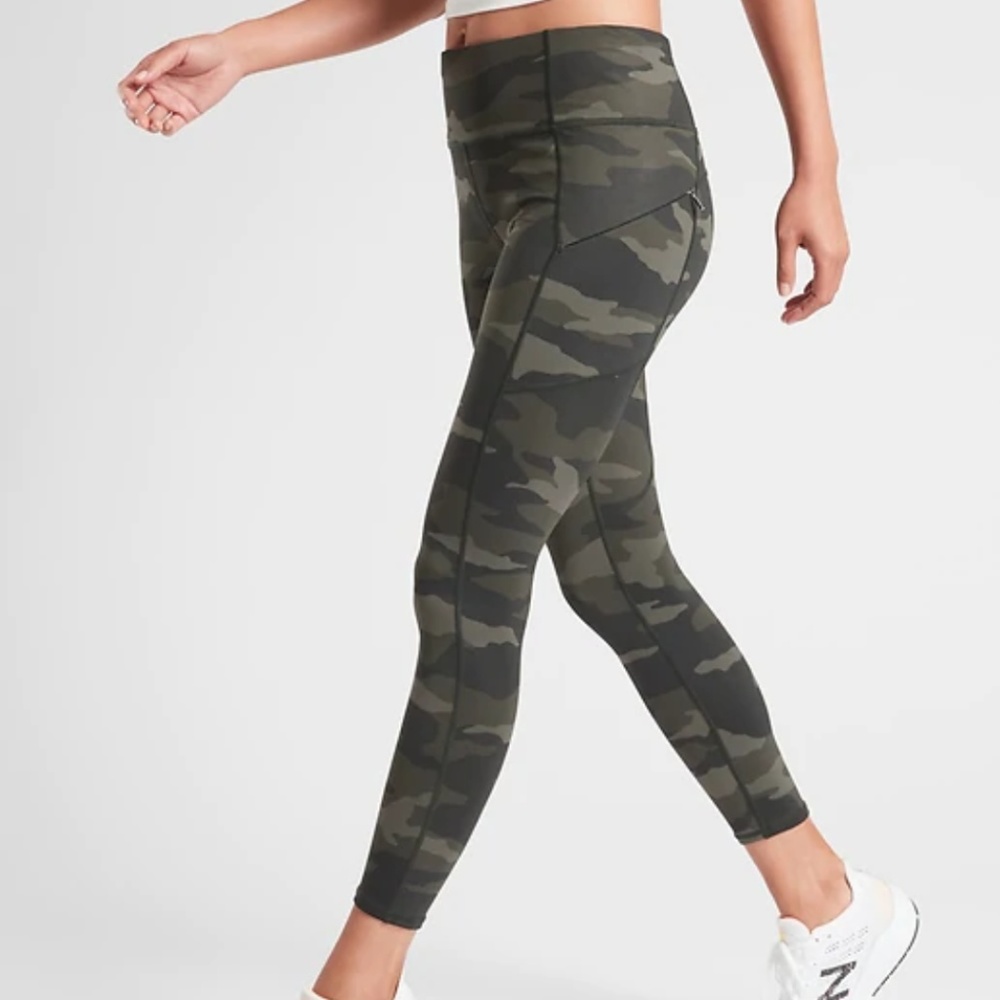 Athleta Green Camo Contender Leggings